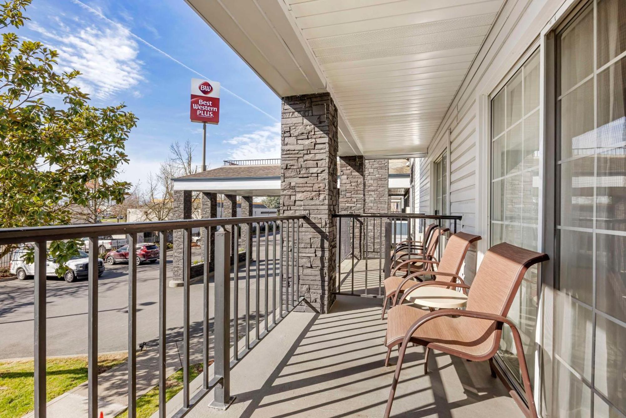 Best Western Plus Grand Manor Inn Springfield Esterno foto