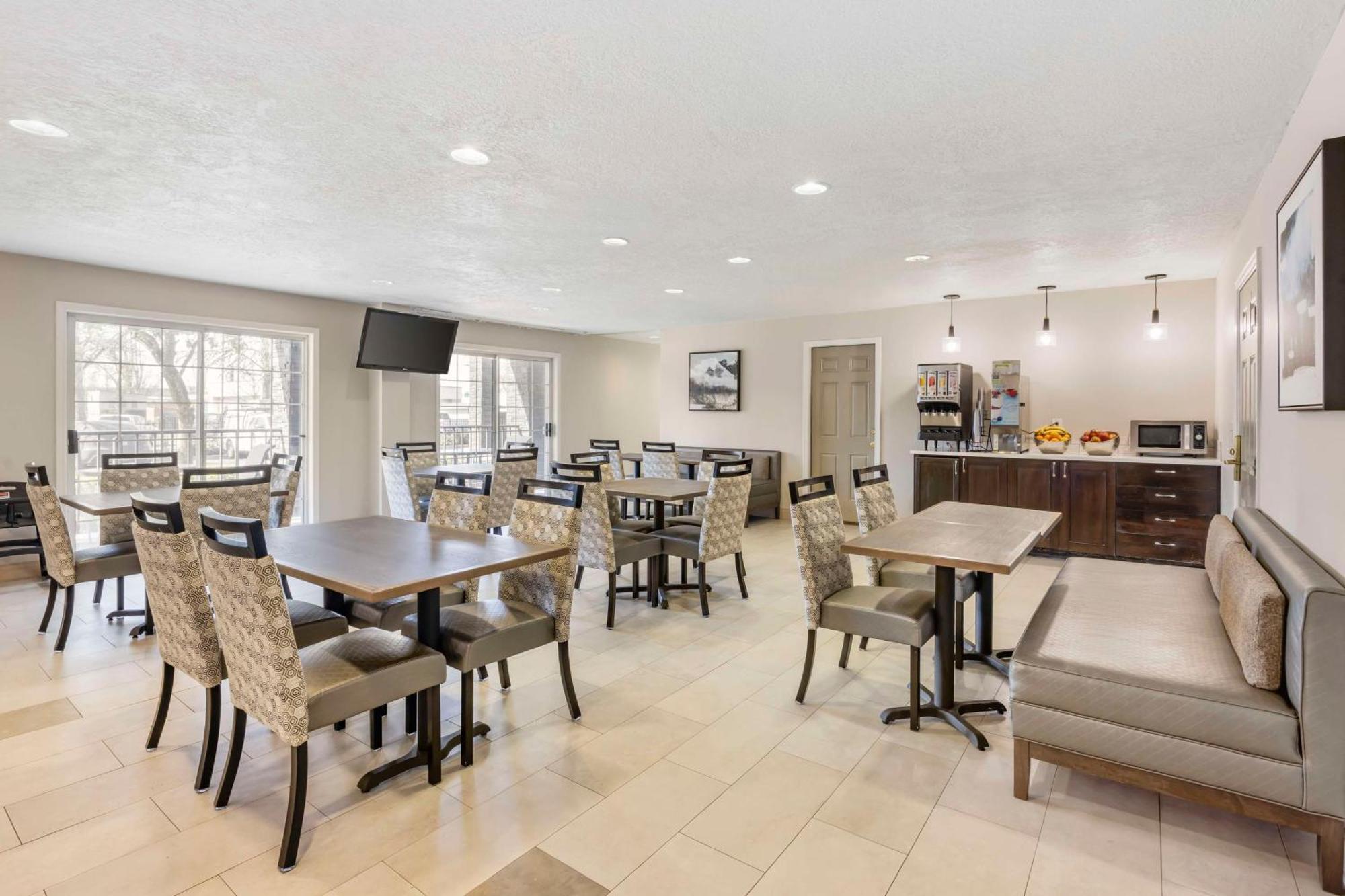 Best Western Plus Grand Manor Inn Springfield Esterno foto